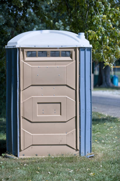 Best Portable restroom trailer rental  in Boulevard Park, WA